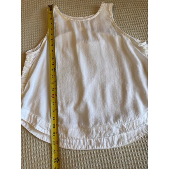 Bella Dahl High Neck Whight Classic Tank W/ Side Button Detail - Picture 5 of 9